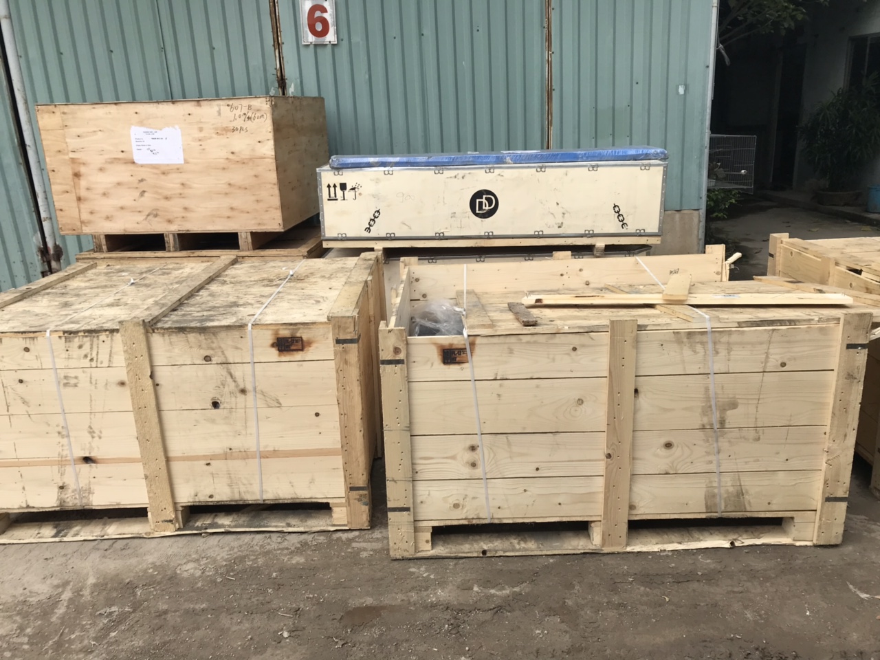 dịch vụ vận chuyển hàng hóa bằng xe tải