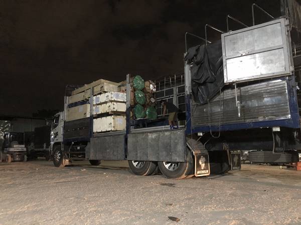 cho thuê xe tải vận chuyển hàng hóa